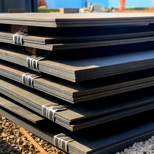 Export ready high strength structural steel plates packed on pallets
