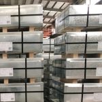 Bundled tinplate base steel sheets with export-standard packaging示例产品：SECY配件/刹车片/散热片/制冷设备