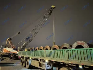 Checkered Steel Coils Shipped from Tianjin Port...