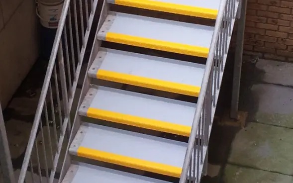 Checker Plate Stair Treads & Nosing: Thickness Guide for Anti-Slip Steel Stairs
