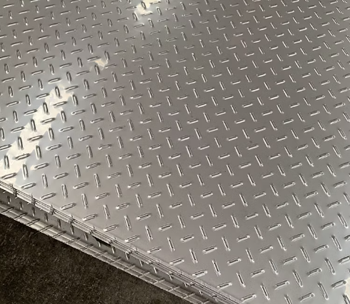 A36 anti slip checkered steel plate for flooring and structural use