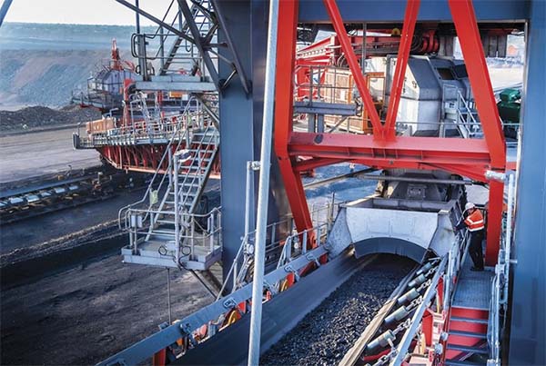 NM400 abrasion resistant steel chute liner for quarry and mining material flow