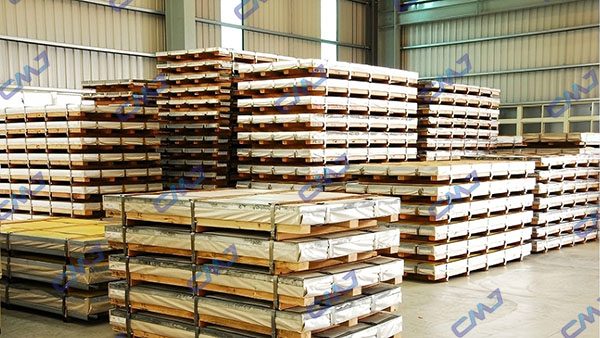 4140 alloy steel plate packed for export with wooden pallet by CJM Steel