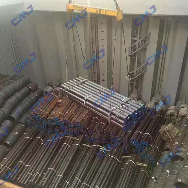 42CrMo steel pipe ship loading for export CJM Steel Group Ltd 42CrMo steel pipe ship loading for export